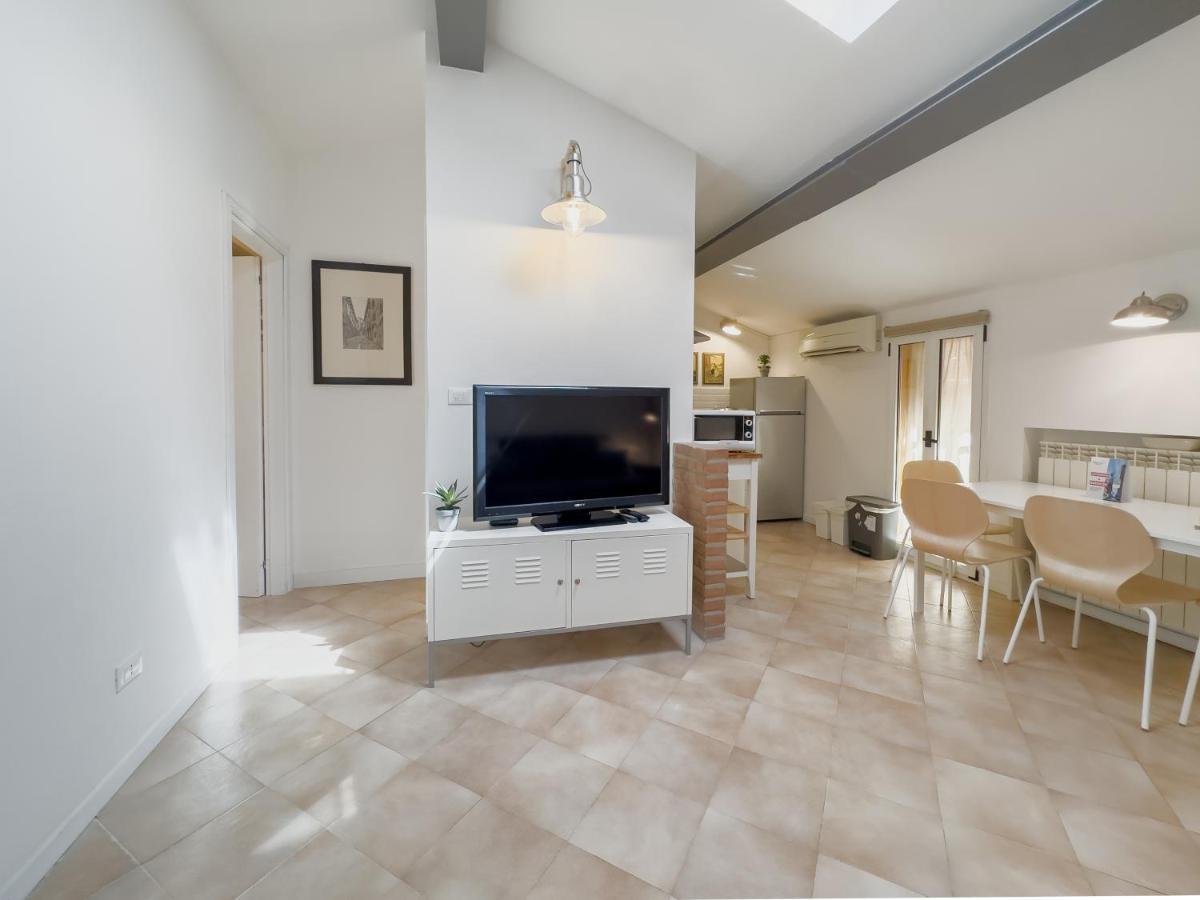 Realkasa Carro 7 Apartment Bologna Ngoại thất bức ảnh